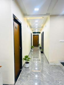 Hotel G17 and Restaurant
