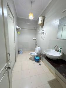 Stylish 3 BHK Close to Hauz Khas fort