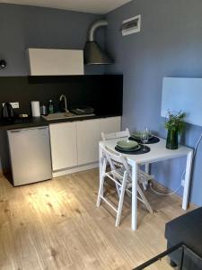 Cisy Resort-idealny dla gości ze zwięrzętami,ogrodzony teren na wyłączność,150 m od jeziora