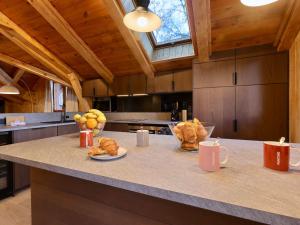 Chalet moderne à Courchevel La Tania avec sauna et parking - FR-1-575-251