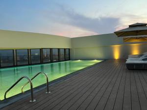 Almouj Street 1BHK 211 Liaqat Airport Residence