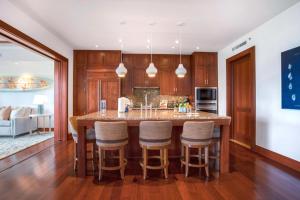 Residences at Kapalua Bay Ocean View 9 Bedrooms with Complimentary Rental Car ML 1163 by KBM Resorts