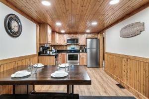 Dog-Friendly Haven Near Pigeon Forge Excitement