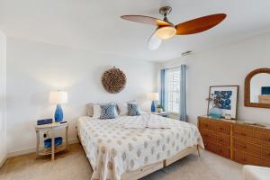 The Villages of Five Points - 17299 N Village Main Blvd