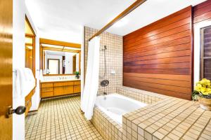 Kapalua Ridge Villas KBM Resorts 2 Units 2 Bedrooms KRV ML-3535