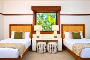 The Resort at Kapalua Bay 2 Free Rental Cars KBM Resorts Oceanfront Property 2 Units 6 Bedrooms ML-1161