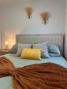 New I The Weekender Retreat I 5min Drive to Beach