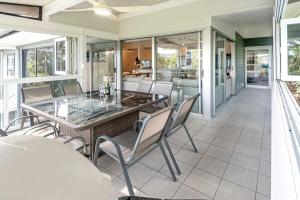 Oasis 12 & Free Buggy - Hamilton Island