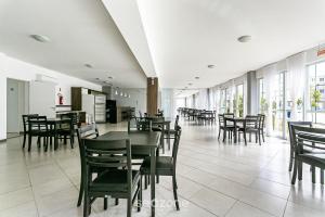 Apartamentos completos no cond. c piscina em Canasvieiras RPC