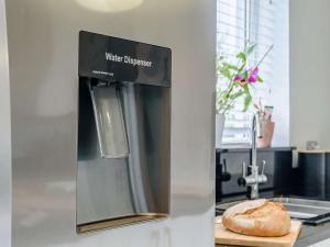 4 Bed in Llandudno 75466