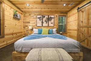 2miles Choctaw Landing, 6BR Cabin, HotTub, Firepit