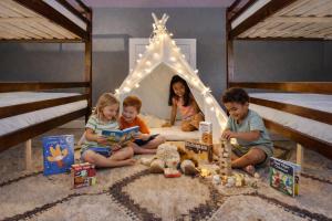 Gilded Heart of the Heights