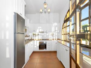 Villa-Private Pool-Central-Quesada-PMT26