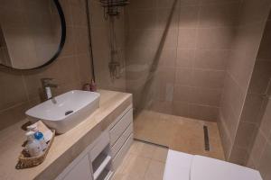 Villa with heated pool Golf view Quiet