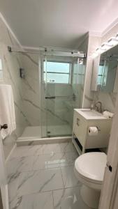 Cozy 1BR Beach Retreat Walk to Miami Beach