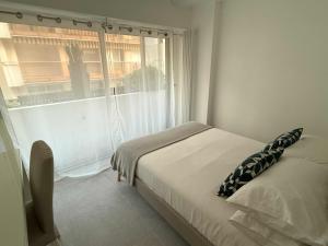 Albert 1er · Chic One-Bedroom Apartment with Parking - StayInAntibes