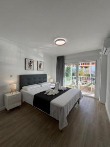 Sol y Mar Sea View Balcony 150m to Beach