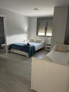 Historic District Apt w Terrace Near Attractions