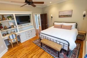 Condo in Historic Marymount College Building 104