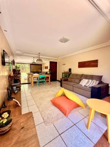 Apartamento Compartilhado Gatos de Rodas