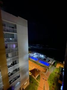 Home Club, Vista Infinita para o Mar e Piscinas Aquecidas com completa estrutura de lazer