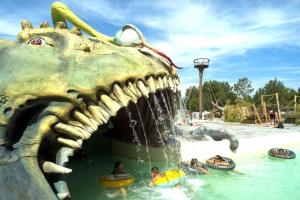 Magnificent Camping Les Sables 3 bedrooms