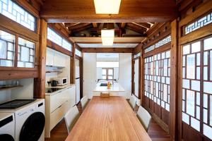 Cheonnyeongdong Hanok