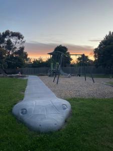 Donvale House 15KM to CBD 3 Bed rooms