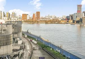 Luxury Property Near O2 sleeps 6