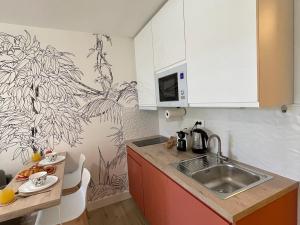 Studio neuf proche plage - 2 pers. - FR-1-837-106