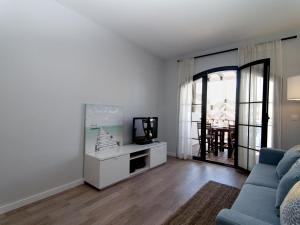 Apartamento cómodo renovado en el corazón del puerto de LEscala - HISP-7-84