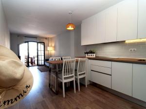 Apartamento cómodo renovado en el corazón del puerto de LEscala - HISP-7-84