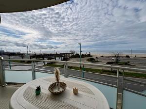 Appartement balcon vue mer - 4 pers. - FR-1-323-600