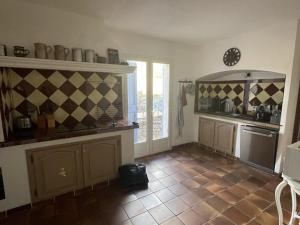 Maison provençale, vue lac - 8 pers. - FR-1-822-21