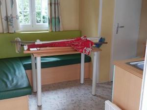 Mobil home avec terrasse - 3 pers. - API-1-52-2028