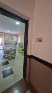 Cozy 1 Bedroom Apartment sea and pool view