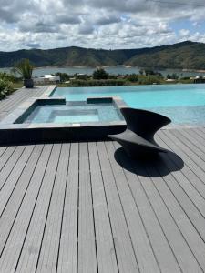 casa lago calima