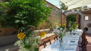 Farmhouse With Reservoir Views Near Tarragona