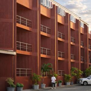 Quicky Stay Hotel Suphanburi