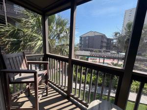 Ocean View 3BR • Screened Porches • Resort Amenities • Ocean Drive Tilghman BRC 120