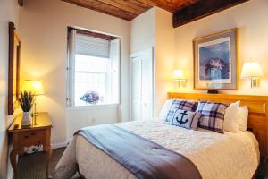 Newport (RI) Newport Bay Club and Hotel 4-Star Accommodation suite