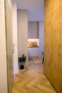 SOHO Apartmán v centre, smart & self check-in 24h, private garage EV