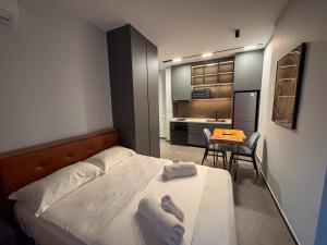 Hermanos Apartments