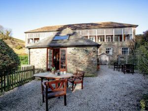 Tuckenhay, Mill House - Fub