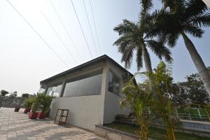 MM Resort and Restaurant