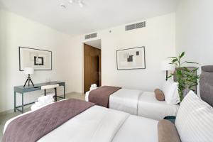 Premium 2BR at Canal Front Residences