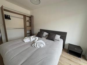 Renovated one bedroom apartment Capitou 2 ou 4 people