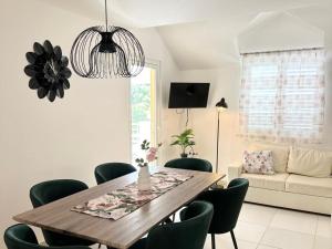 Apartments Kor ula - Standard Two Bedroom Apartment with Terrace and Sea View Seashell