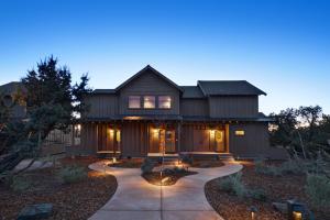 Four-Bedroom Cabin with Hot Tub room in Brasada Ranch