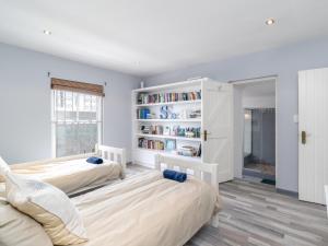 Beach House on 5th Hermanus